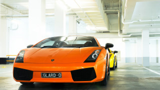 Bright orange sports car yellow - rich free wallpaper