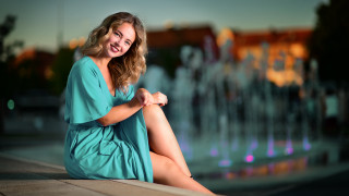 Anna hotchkis fountain portrait aquadress - a ledge next free wallpaper for desktop