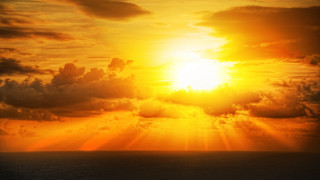 Sunset ocean boat clouds horizon - a sunset over the ocean free wallpaper