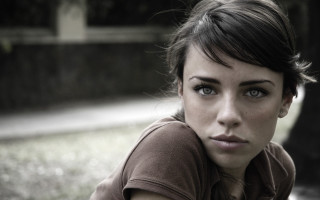 Serious woman park bench hyperrealism - a bench in a park free wallpaper for desktop