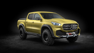 Yellow mercedes truck dark room 2 - maximalism free wallpaper