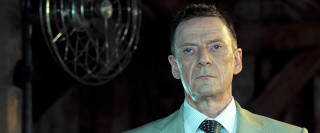 Man suit tie serious expression 8 - rutkowski free wallpaper