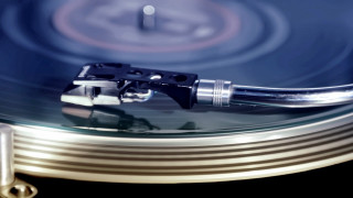 Record player blue disc silver - analog free wallpaper