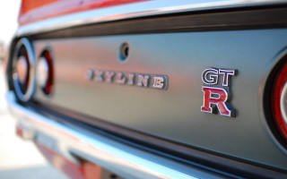 Tail light emblem engine typographic - international typographic style free wallpaper for desktop