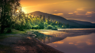 Lake mountain shore trees sunset - free sunset wallpaper