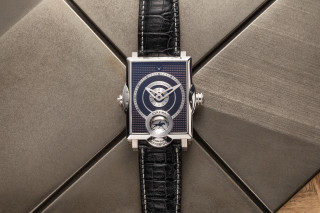 Watch blue dial black strap - a black strap free wallpaper