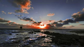 Sunset ocean lighthouse clouds beach - arthur pan free wallpaper