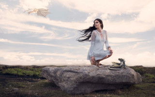 Woman white dress rock bike - a rock free wallpaper for desktop