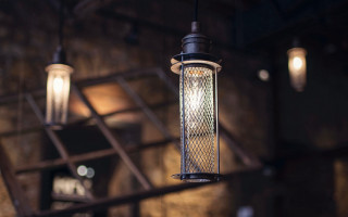 Hanging light mirror bokeh 3d - a mirror in the background free wallpaper