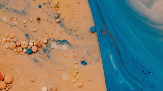 Blue yellow painting action bubble - painting free wallpaper