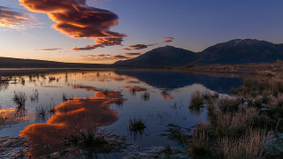Lake mountains forest sunset fire - the foreground and mountains free wallpaper