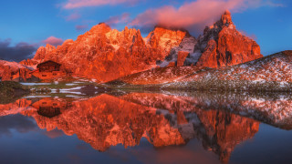Mountain lake house red sky - mystical free wallpaper for desktop