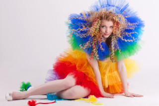 Woman colorful dress pom kitsch - a colorful dress free wallpaper