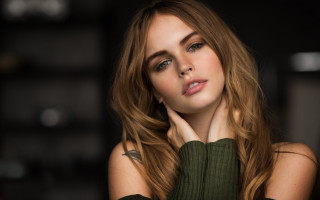 Woman long hair cross pose - barbara greg free wallpaper for desktop