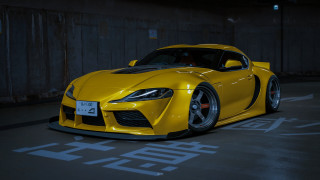 Yellow sports car night parking 2 - a license plate free wallpaper