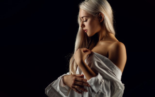 Woman white dress holding open - her shirt free wallpaper