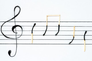 Musical staff notes treble strings - string free wallpaper
