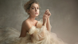 Woman dress chair partial obscure - her pocket free wallpaper