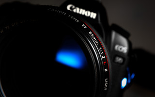 Camera lens blue light black 2 - a camera len free wallpaper for desktop