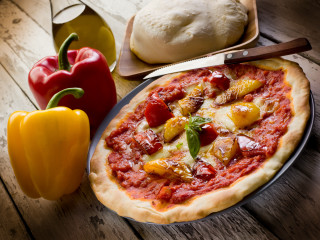 Pizza toppings table knife pepperoni - a pizza free wallpaper