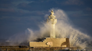Lighthouse wave ocean statue stormy - large free wallpaper