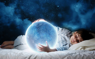 Woman glowing ball night sky - bed free wallpaper