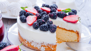 Rococo cake berries fork pastel - a slice free wallpaper