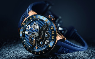 Blue watch wrist black face - a watch free wallpaper
