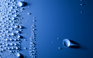 Blue water drops macro bubble - water drop free wallpaper