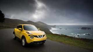 Yellow nissan juke ocean cliff - allen tupper true free wallpaper for desktop