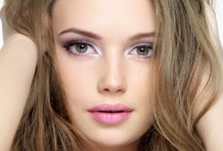 Woman long hair pink lip 3 - airbrush free wallpaper