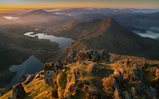Mountain lake sunset cliff cloud - a few mountain free wallpaper