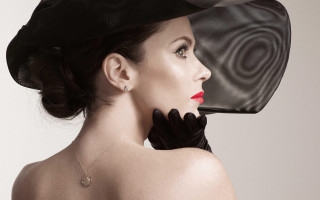 Woman black hat gloves red 2 - her lip free wallpaper for desktop