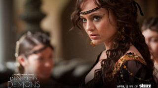 Woman long hair headpiece chain - a name free wallpaper for desktop