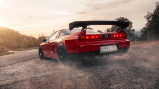 Red car hood open dirt - the background and a bird free wallpaper