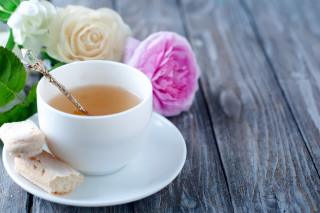 Tea spoon flowers food blurry - a cup of tea free wallpaper