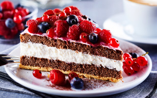 Berry cream cake coffee rococo - a piece of cake free wallpaper