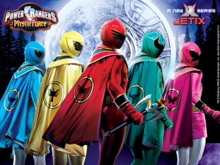 Costumed people swords full moon - a full moon behind them free wallpaper