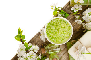 Green beans cutting board flowers - a cutting board free wallpaper for desktop