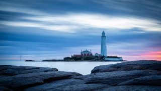 Lighthouse rocky shore sunset cloudy - fitz henry lane free wallpaper