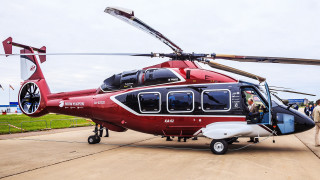 Red helicopter person runway people - ultra high detail free wallpaper