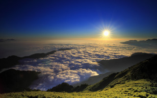 Sunrise mountains clouds green hills - the hillside free wallpaper