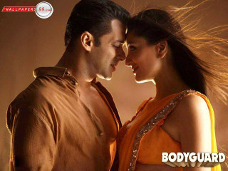 Man woman bodyguard brown background - ella guru free wallpaper