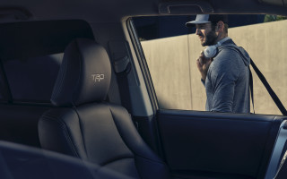 Man car street wall hat - the window free wallpaper for desktop