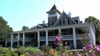 Large house clock tower garden - a large house free wallpaper