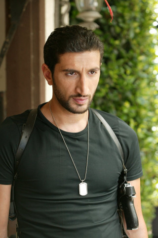 Man camera necklace shoulder attached - farid mansour free wallpaper for mobile