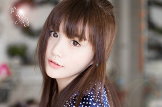 Woman long brown hair polka - chen jiru free wallpaper