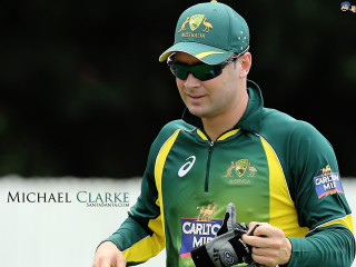 Man green yellow shirt baseball - character free wallpaper