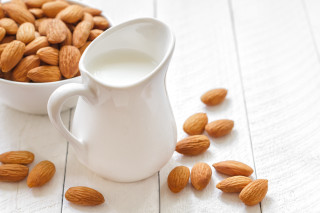 White pitcher almonds bowl white - a white tablecloth free wallpaper