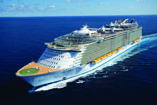 Cruise ship ocean sunny day - the side of it free wallpaper